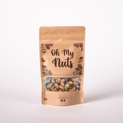 Sacaplatos de frutos secos com texto Oh My Nuts e janela transparente