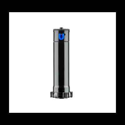 Aspersor preto e azul cilíndrico sobre fundo branco