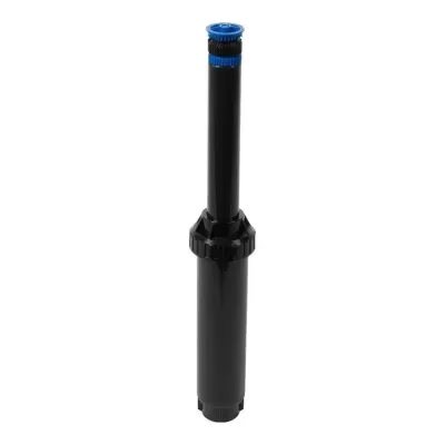 Aspersor de plástico preto com detalhes em azul num fundo branco