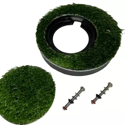 Peças redondas com folhagem artificial verde e porcas metálicas