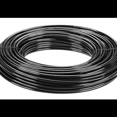 Bobina de tubo flexível preto enrolado