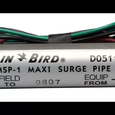 Tubo surge com rótulo branco e tampas azuis com fios enrolados