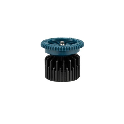 Aspersor de irrigação azul e preto com parte superior circular azul