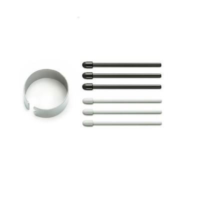 Conjunto de varas pretas e brancas com anel metálico prateado