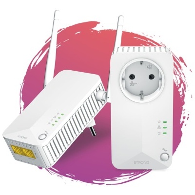 Conjunto de equipamentos de rede Wi-Fi powerline brancos com antenas e tomada elétrica integrada