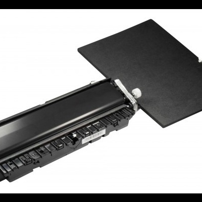 Toner preto para impressora com caixa aberta