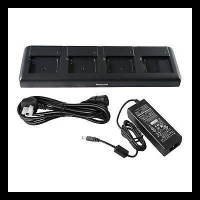 Base de carregamento preta com quatro compartimentos e cabos