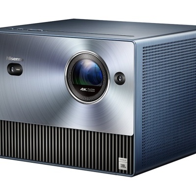 Projetor Hisense cinza com lente e grelha preta