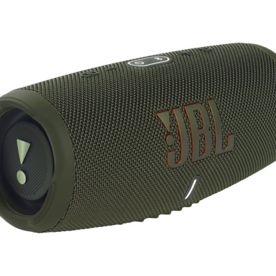 Coluna portátil JBL verde com textura de tecido e botão de controlo
