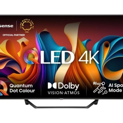 Televisor Hisense QLED 4K com logos Quantum Dot Colour, Dolby Vision-Atmos e AI Sports Mode