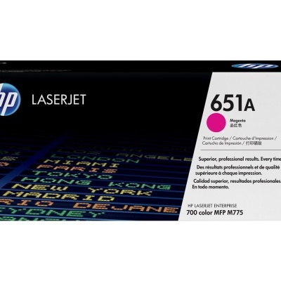 Cartucho de impressão HP LaserJet 651A magenta em caixa preta e branca.