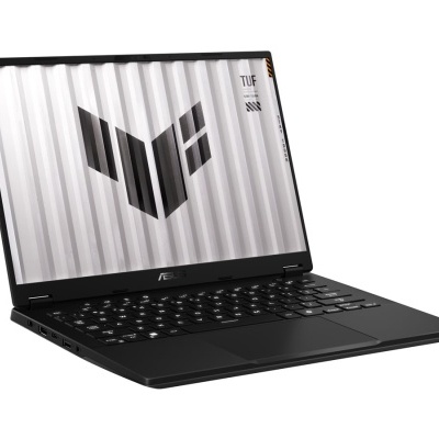 Portátil ASUS TUF preto aberto com ecrã mostrando logotipo TUF