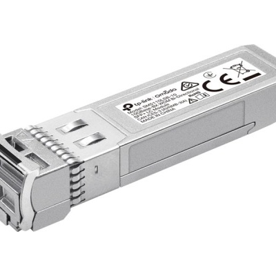 Módulo SFP de rede metálico prateado com etiqueta branca.