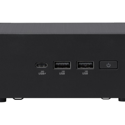 Mini PC preto com 3 portas USB e botão de ligar na frente
