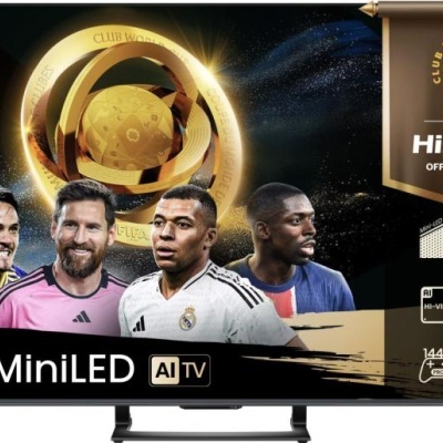 Televisão Hisense ULED MiniLED AI TV com moldura preta e imagem promocional com jogadores de futebol.