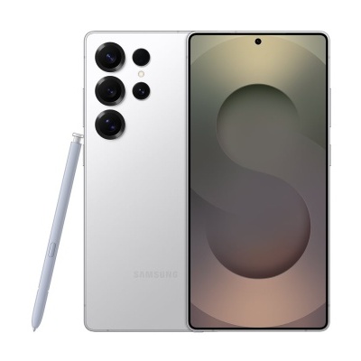 Smartphone Samsung prateado com caneta e quatro câmaras traseiras