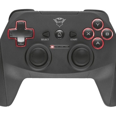 Comando de jogo preto com detalhes vermelhos e logótipo SCT