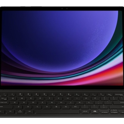 Tablet preto com teclado e ecrã colorido