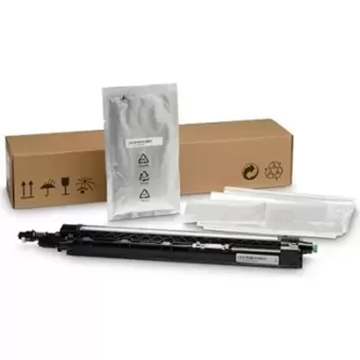 Toner com embalagem castanha, cartucho preto e sacos plásticos de proteção