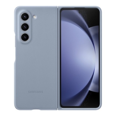 Smartphone Samsung dobrável azul claro com três câmaras e ecrã grande