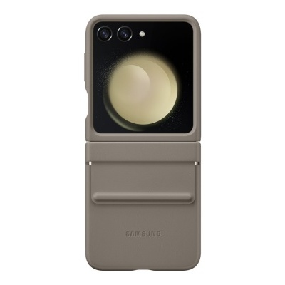 Smartphone dobrável Samsung com capa castanha taupe e duas câmaras traseiras