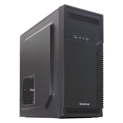 Computador de secretária com caixa preta UNYKA e conexões frontais.