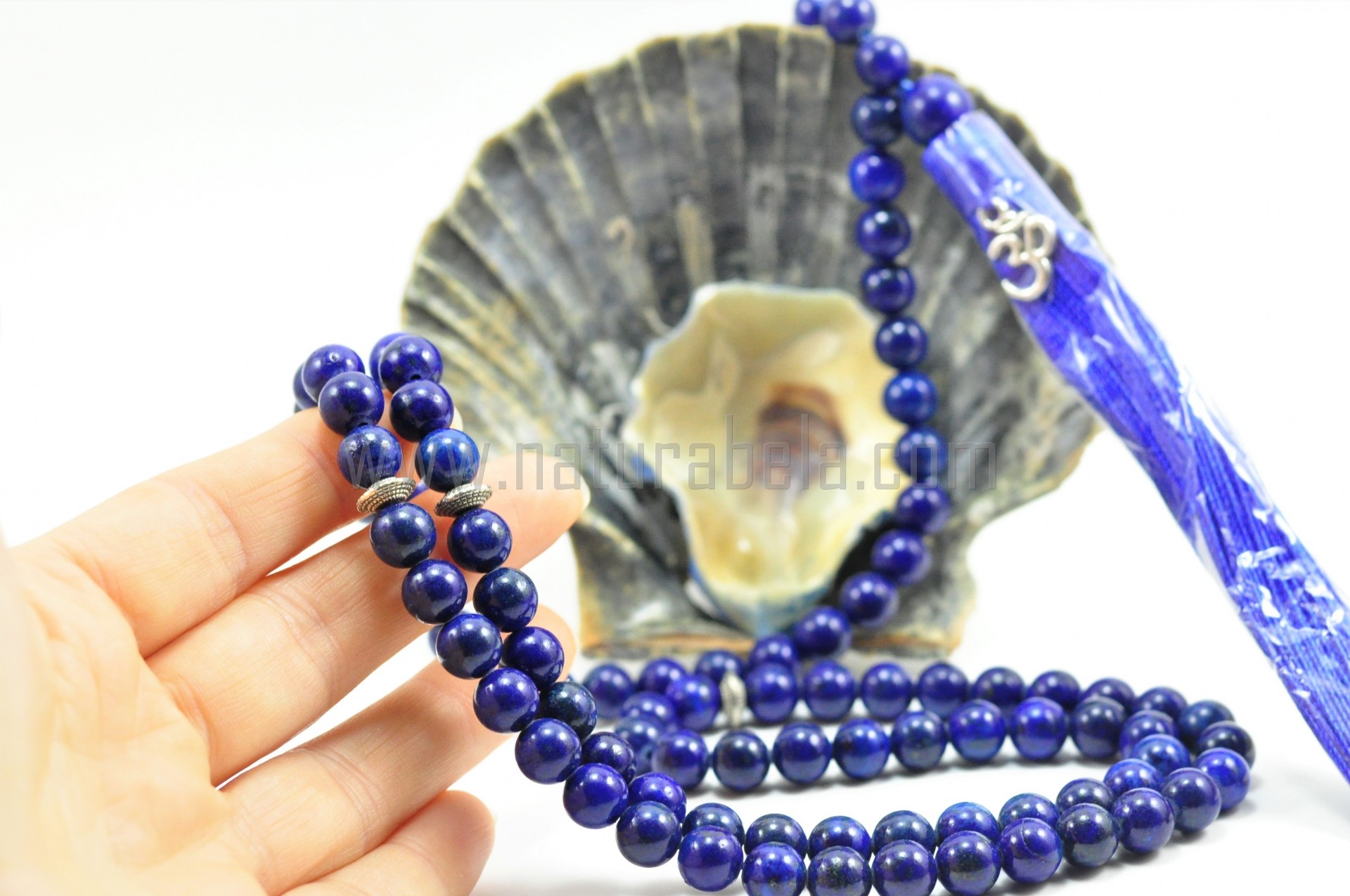 Japamala de LapisLazuli 8mm com símbolo OM Japamala de LapisLazuli 8mm com símbolo OM