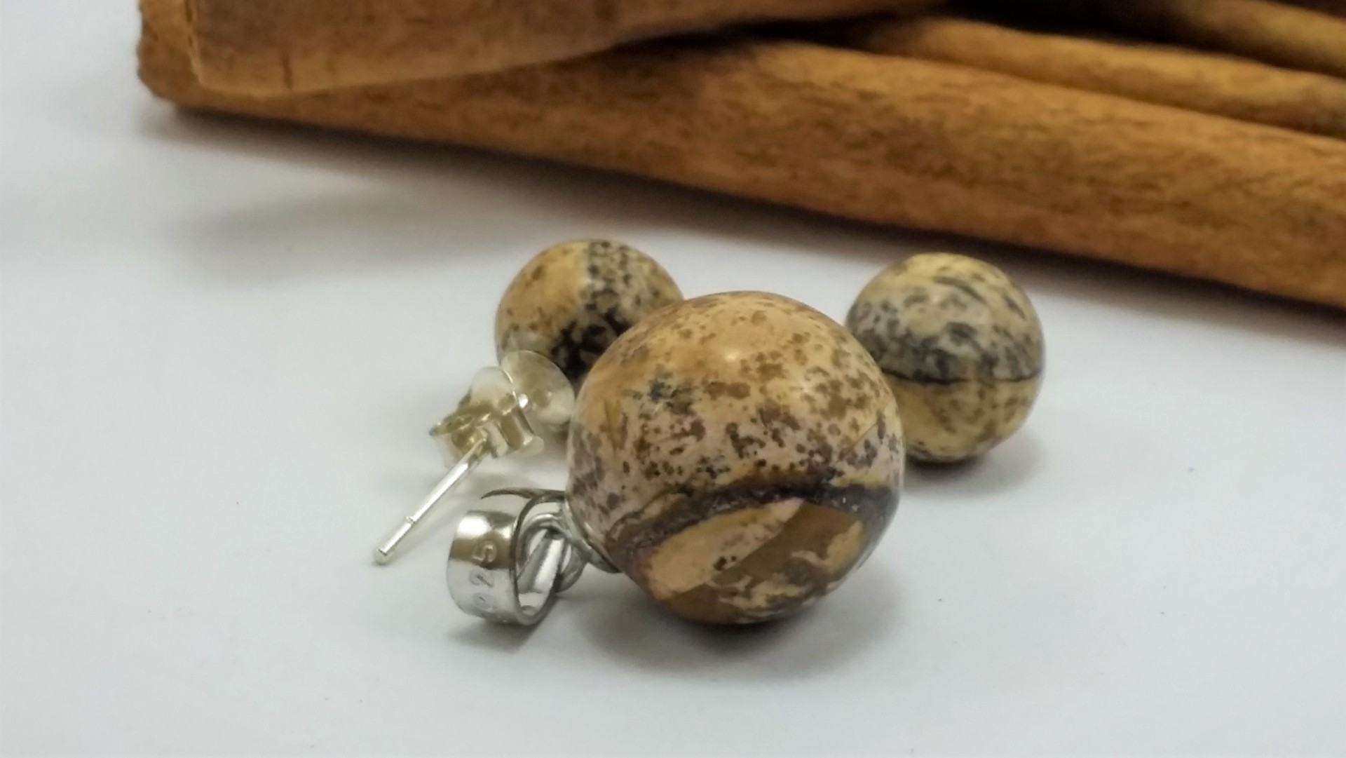 Conjunto Pendente e Brincos em Pedras Naturais Jaspe "Paisagem" Conjunto Pendente e Brincos em Pedras Naturais Jaspe "Paisagem"