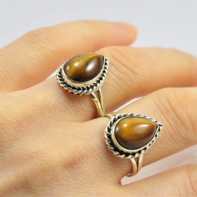 Anel em Prata Olho-de-Tigre modelo "Infanta"