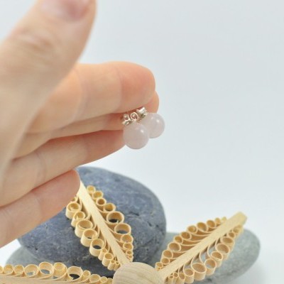 Brincos Bola Quartzo Rosa com fecho em PRATA