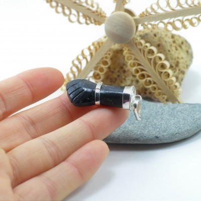 Figa grande de Turmalina Negra Figa grande de Turmalina Negra