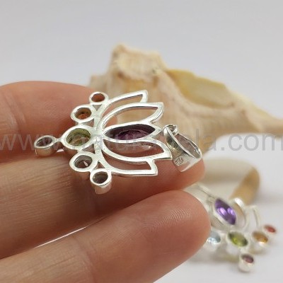 Pendente Flor de Lótus CHACRAS Pendente Flor de Lótus CHACRAS