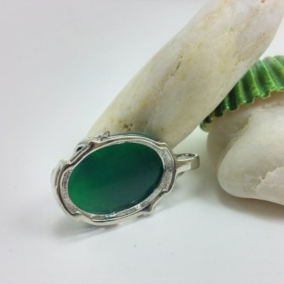 Pendente Oval de Ágata Verde com Zircónias Pendente Oval de Ágata Verde com Zircónias