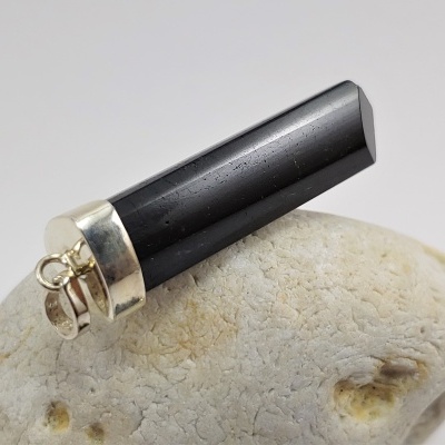 Turmalina Negra em Bastão de PRATA