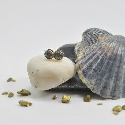 Brincos em Prata com pedra Labradorite