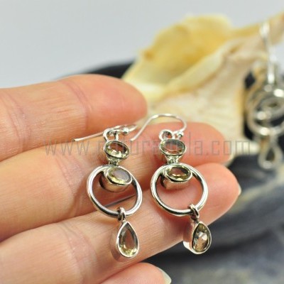 Brincos em prata com Citrino