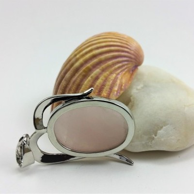 Pendente ovalado com quartzo rosa