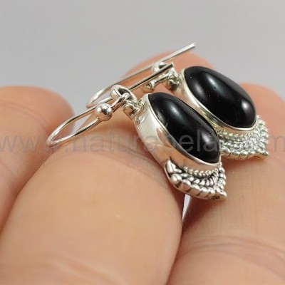 Brincos lágrima em prata com pedra ÓNIX