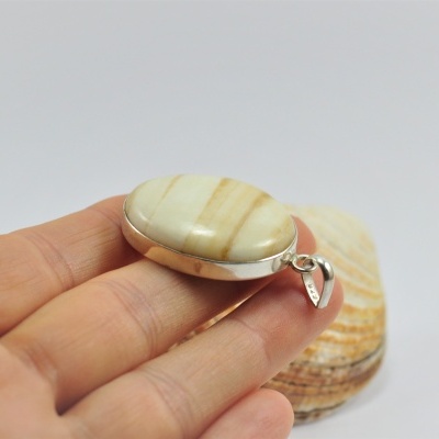 Pendente em Prata Redondo com Ágata Rendada