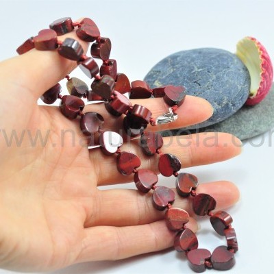 Colar Corações de Jaspe Vermelho