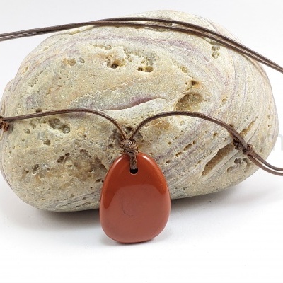 Colar com Jaspe Vermelho (signo Carneiro )