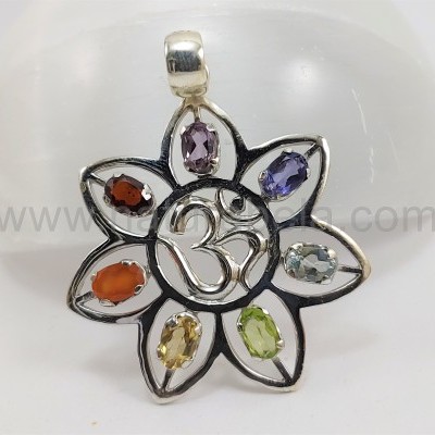Pendente MANDALA OM prata com chaKras