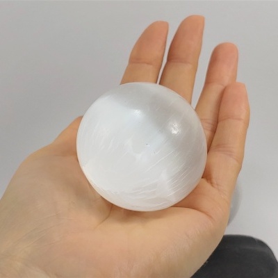 Esfera de Selenita Pequena