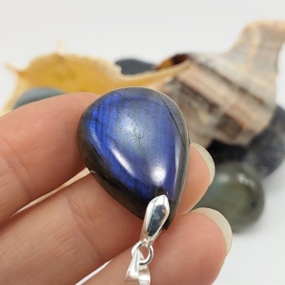 Pendente Labradorite em Prata Gota