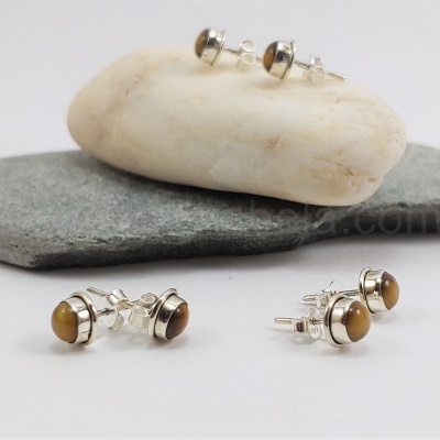 Brincos em Prata com Olho de Tigre