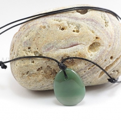 Colar com Quartzo verde (signo Sagitário)