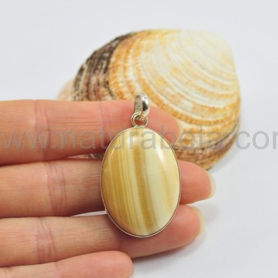 Pendente em prata lisa Oval de Ágata Rendada Pendente em prata lisa Oval de Ágata Rendada