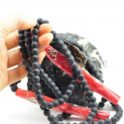 Japamala de Pedra Bian 8mm com símbolo OM