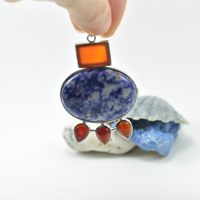 Pendente com pedras naturais estilo "Egipto"