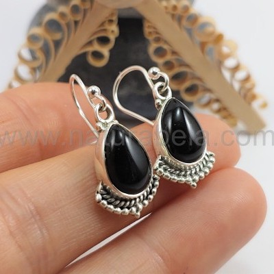 Brincos lágrima em prata com pedra ÓNIX